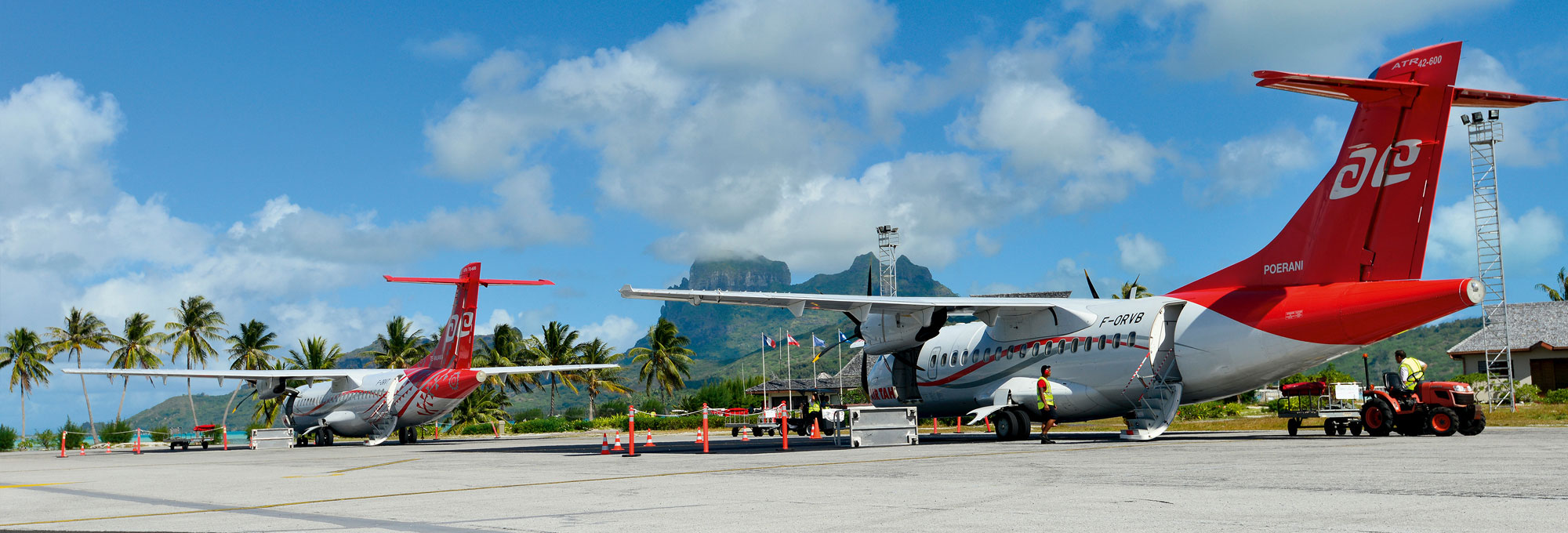 Air Tahiti the airline connecting the islands of Tahiti